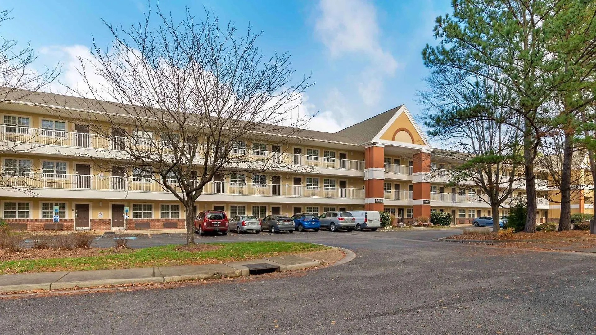 Extended Stay America Select Suites - Newport News - Oyster Point Hotel